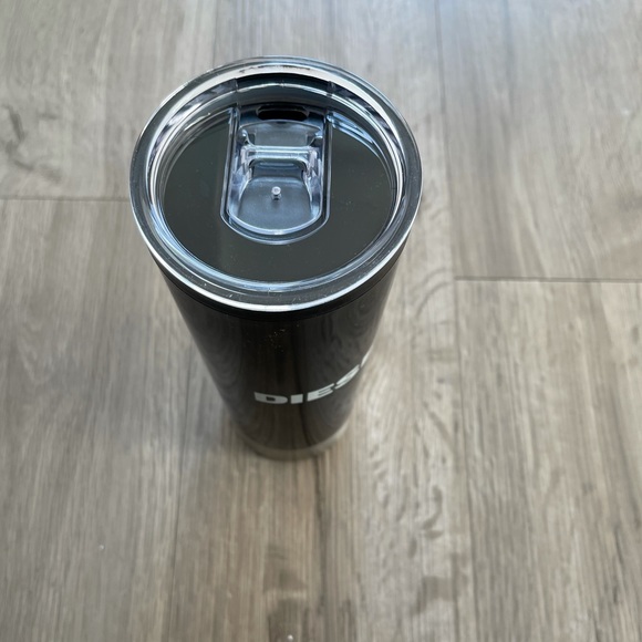 DIESEL BRAND Lunch Box AND MUG - Picture 7 of 10